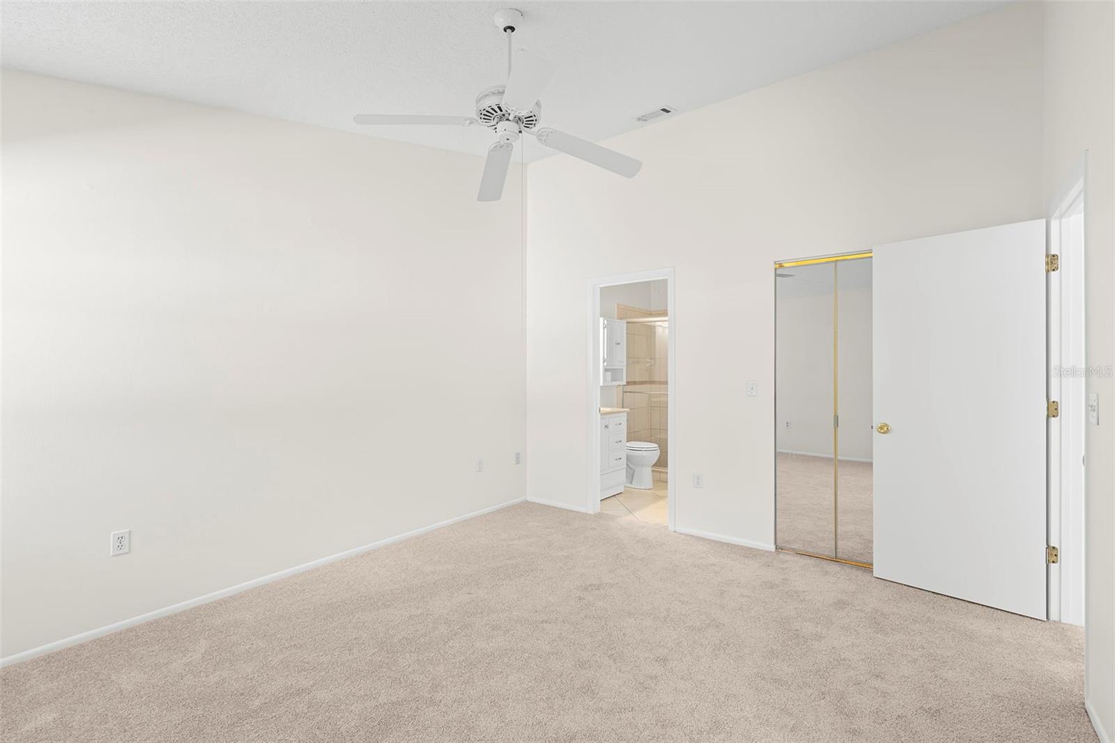 Image 26 of 42 For 4425 Park Lake Terrace N