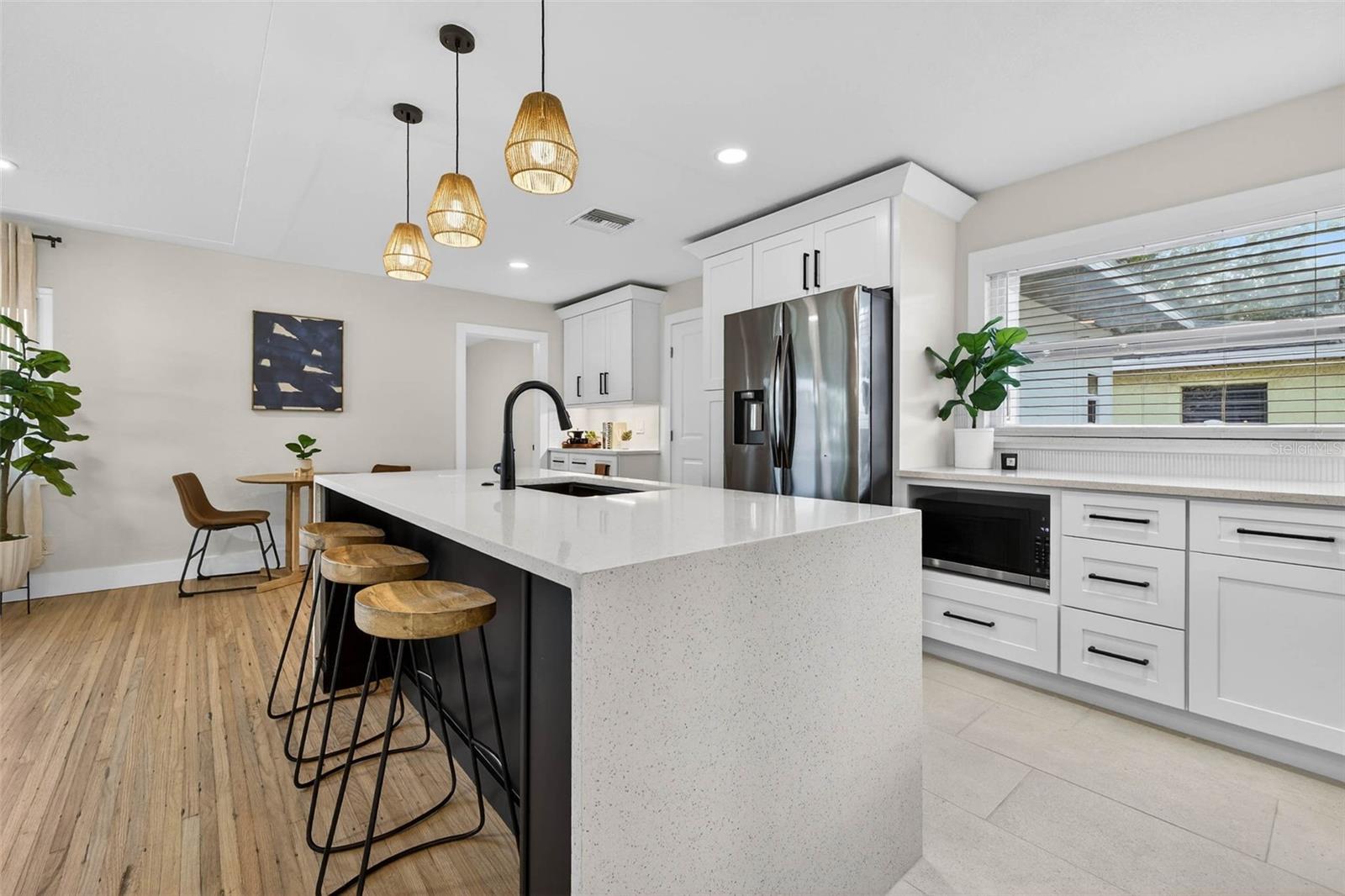 Image 12 of 47 For 3008 Jackson Street N