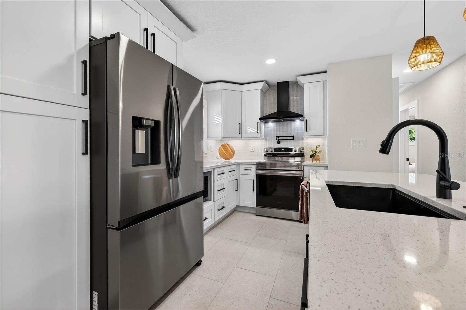 Image 16 of 47 For 3008 Jackson Street N