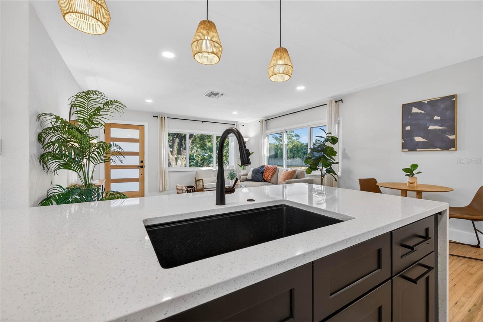 Image 19 of 47 For 3008 Jackson Street N