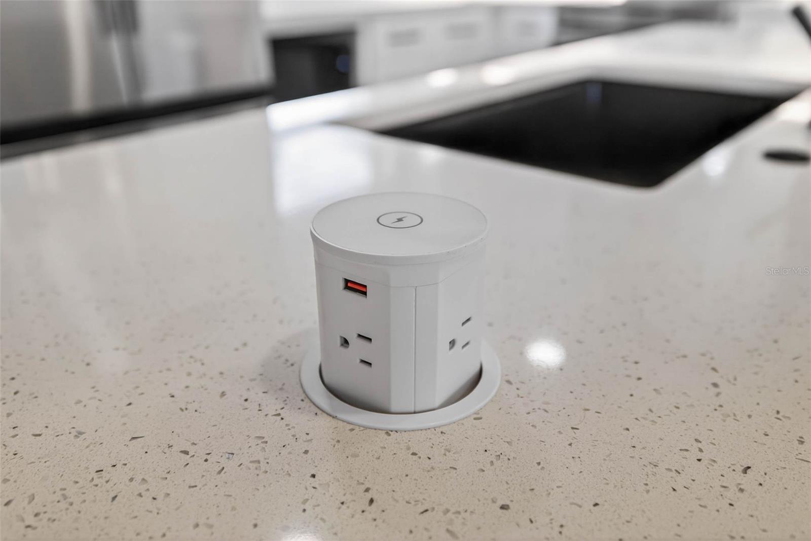 Image 20 of 47 For 3008 Jackson Street N