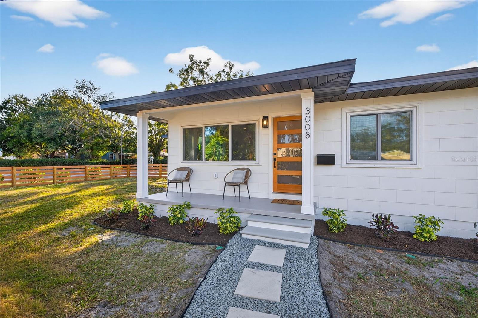 Image 3 of 47 For 3008 Jackson Street N