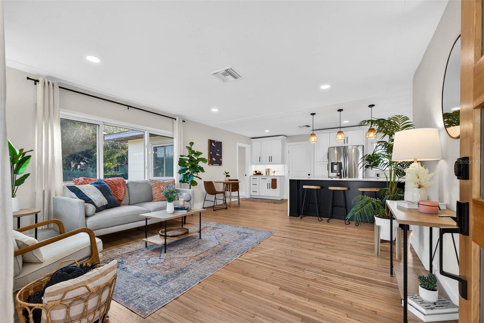 Image 6 of 47 For 3008 Jackson Street N