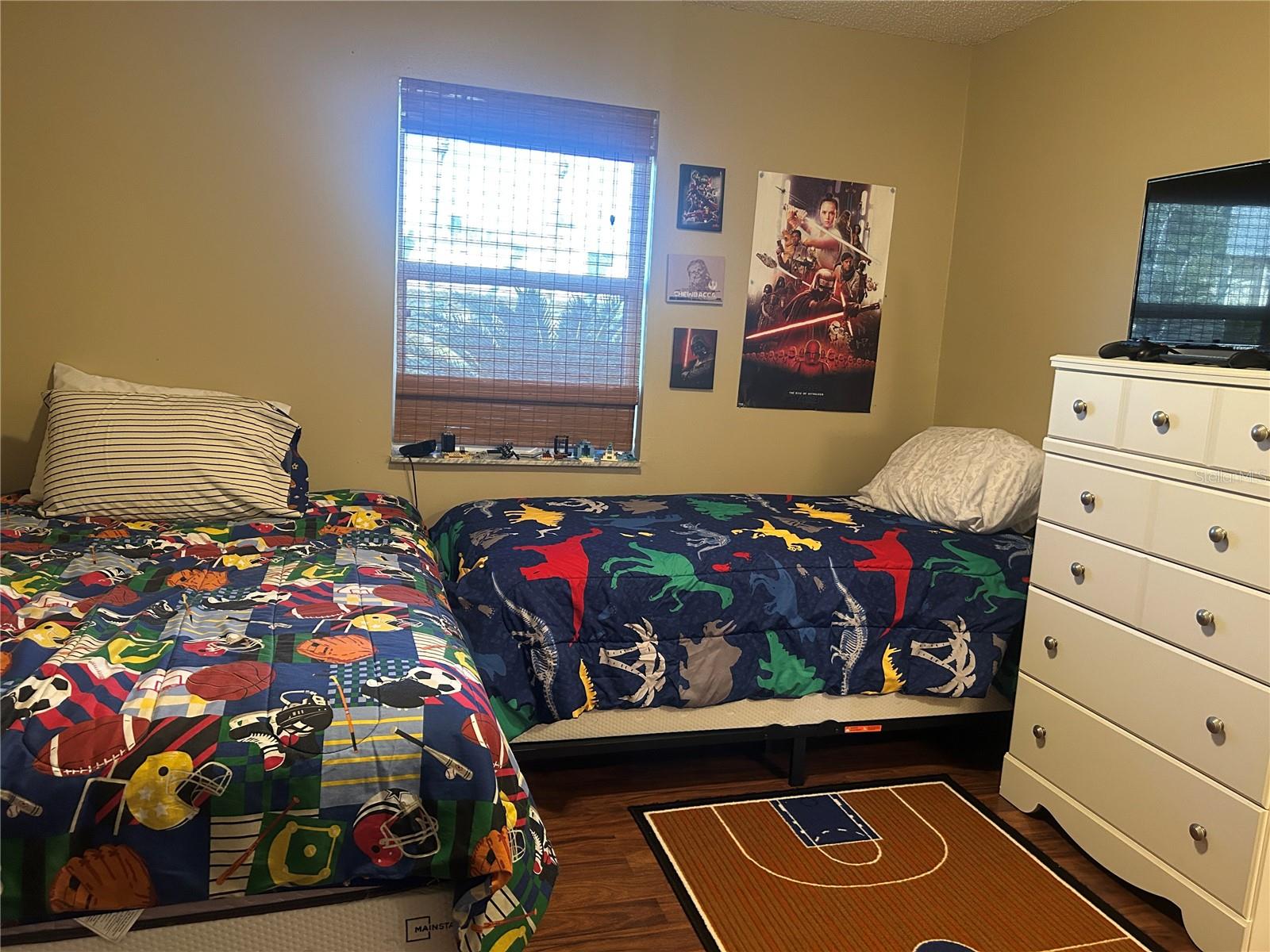 Image 15 of 23 For 2105 Cordova Green 2105