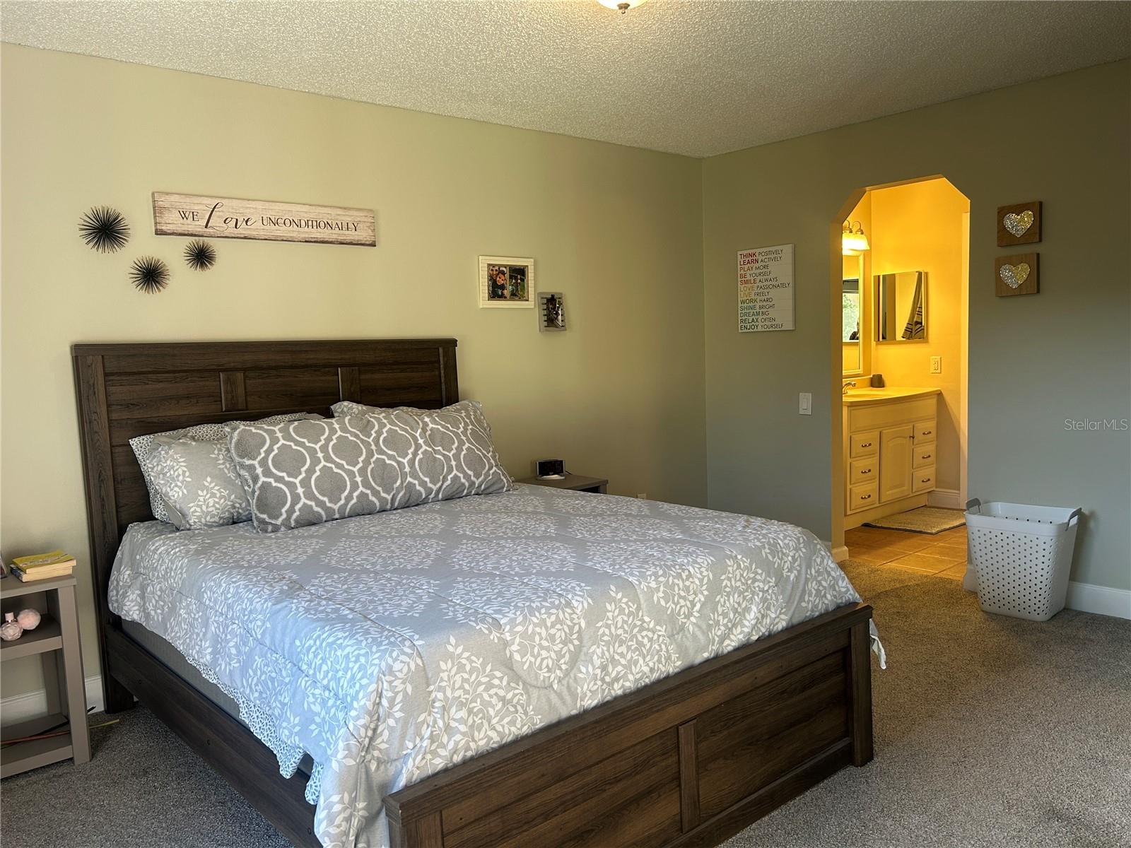 Image 19 of 23 For 2105 Cordova Green 2105