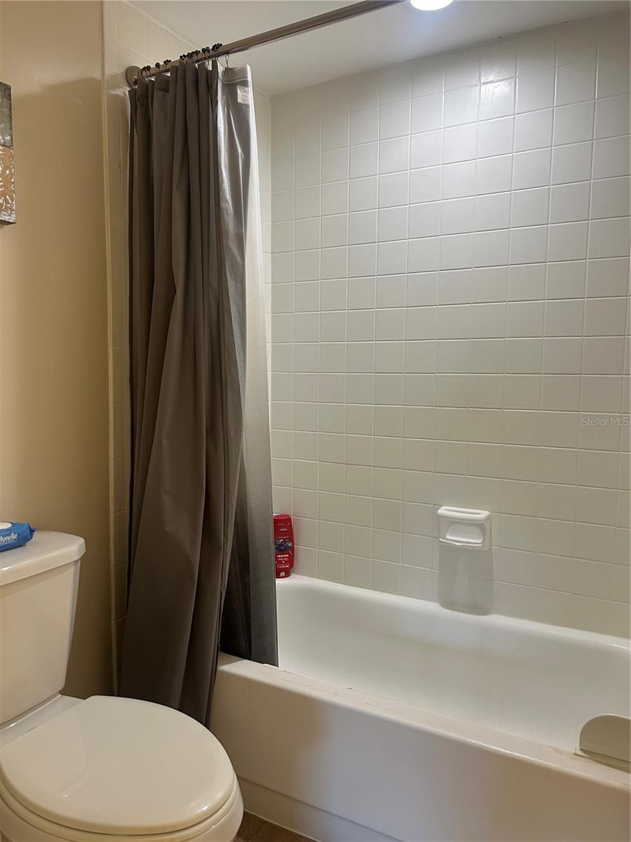 Image 21 of 23 For 2105 Cordova Green 2105