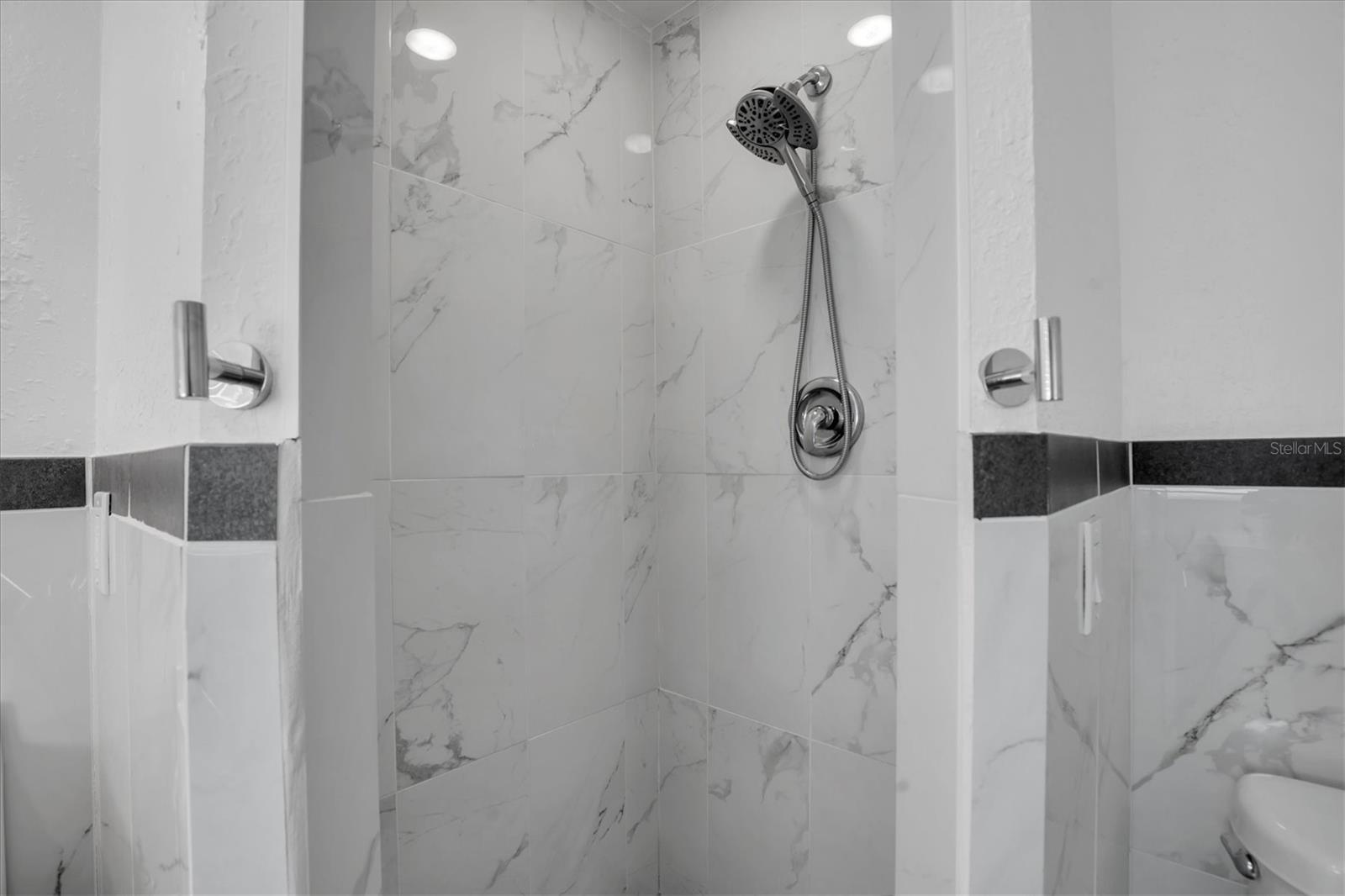 Image 22 of 41 For 765 56th Avenue S