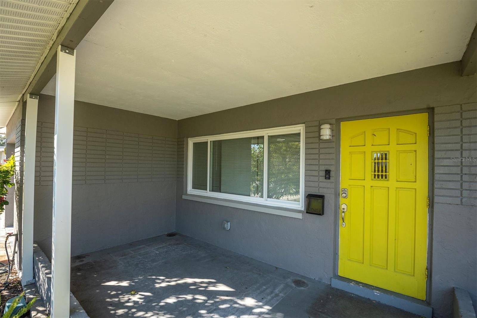 Image 3 of 41 For 765 56th Avenue S