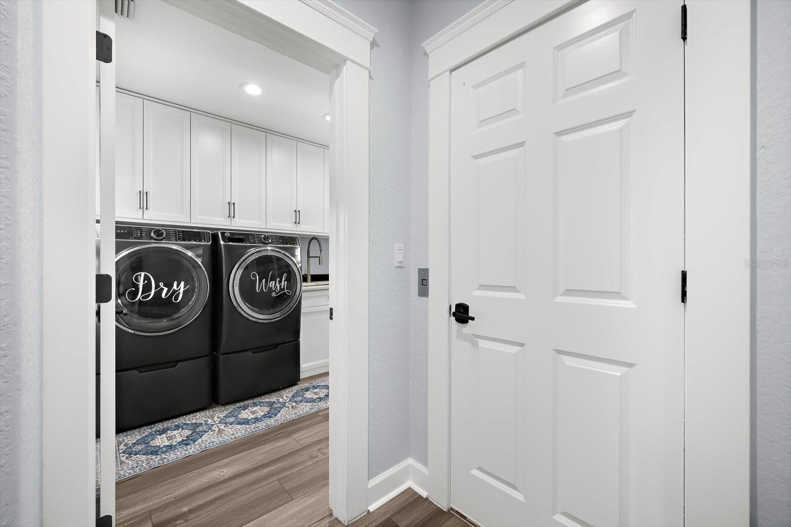 Image 21 of 89 For 2059 Pointe Alexis Drive