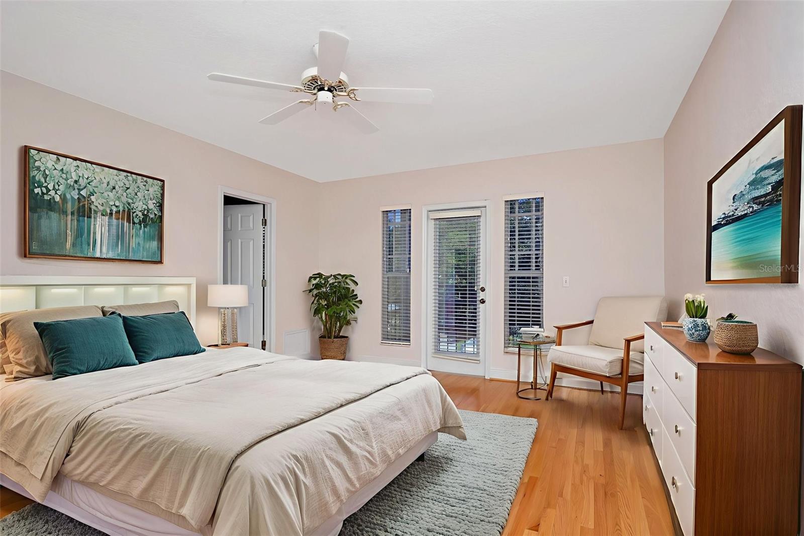 Image 15 of 39 For 113 Bosphorous Avenue 2