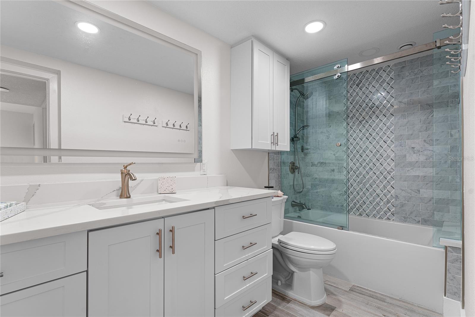 Image 36 of 78 For 1390 Gulf Boulevard Ph4