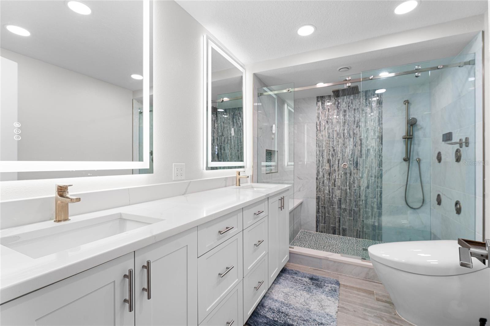 Image 41 of 78 For 1390 Gulf Boulevard Ph4