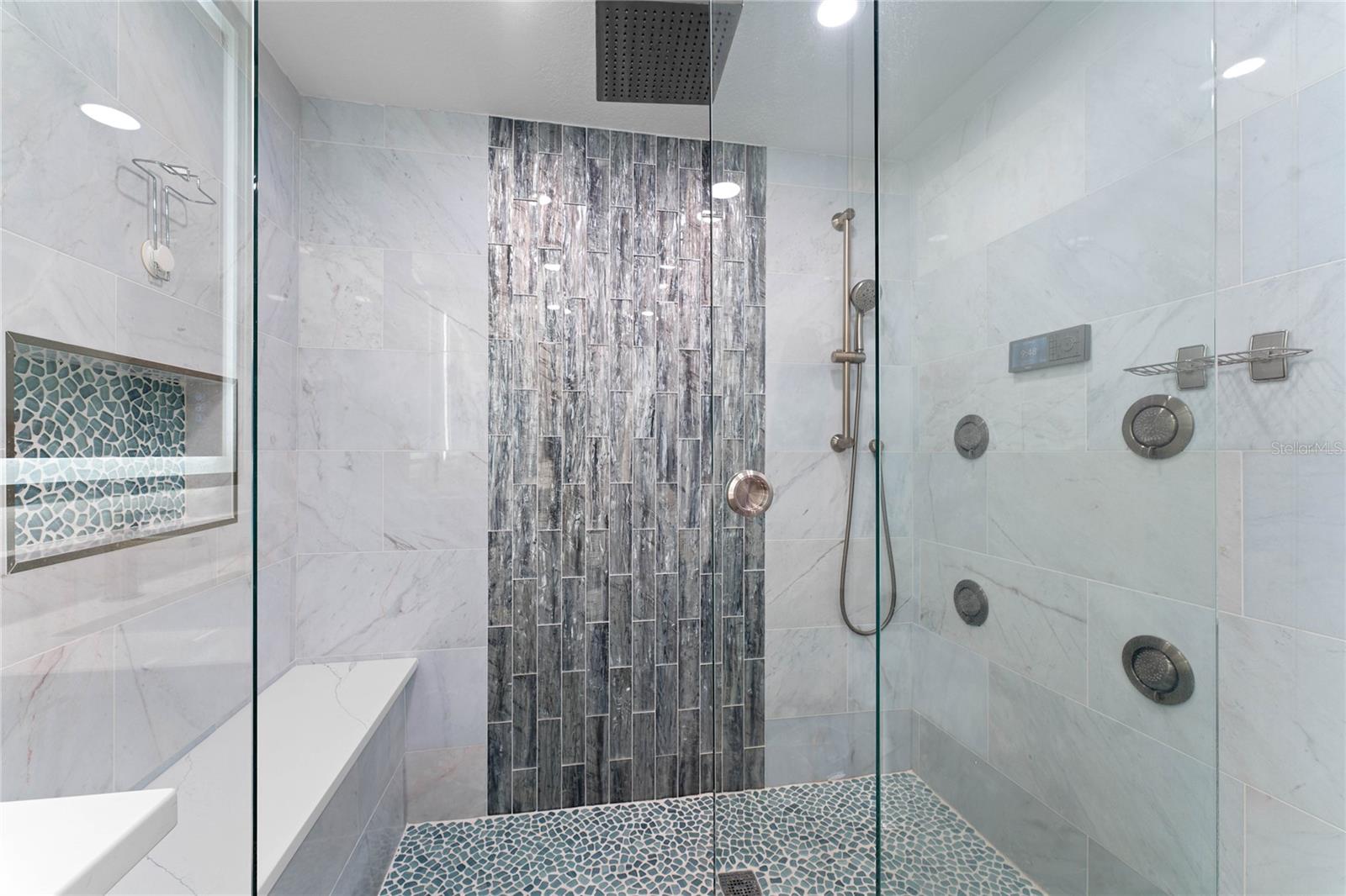 Image 43 of 78 For 1390 Gulf Boulevard Ph4