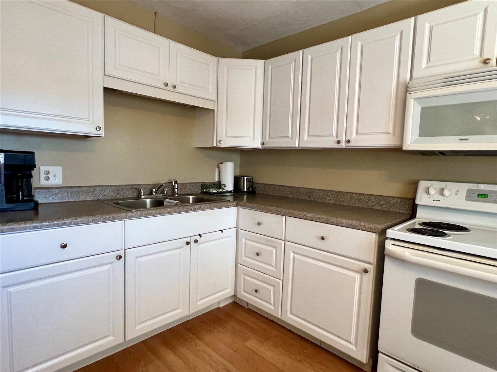 Image 10 of 31 For 1500 County Road 1  285