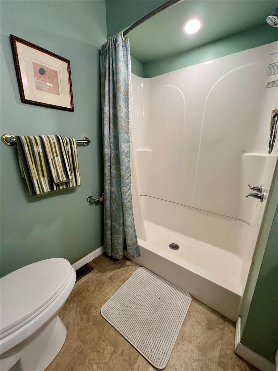 Image 18 of 31 For 1500 County Road 1  285