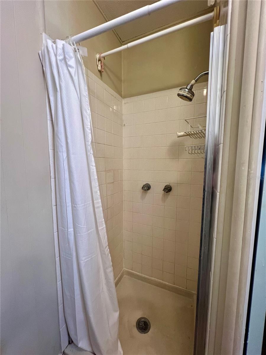 Image 24 of 31 For 1500 County Road 1  285