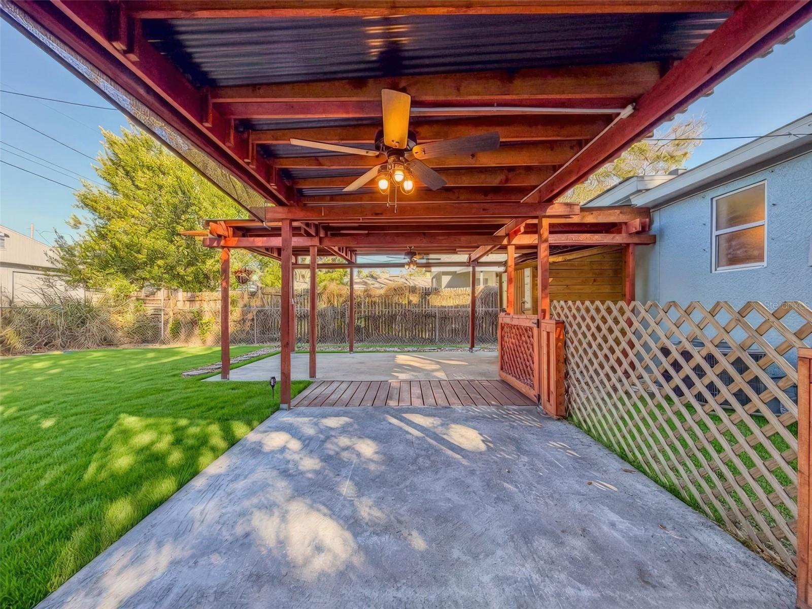 Listing photo id 29 for 3126 Queen Street N