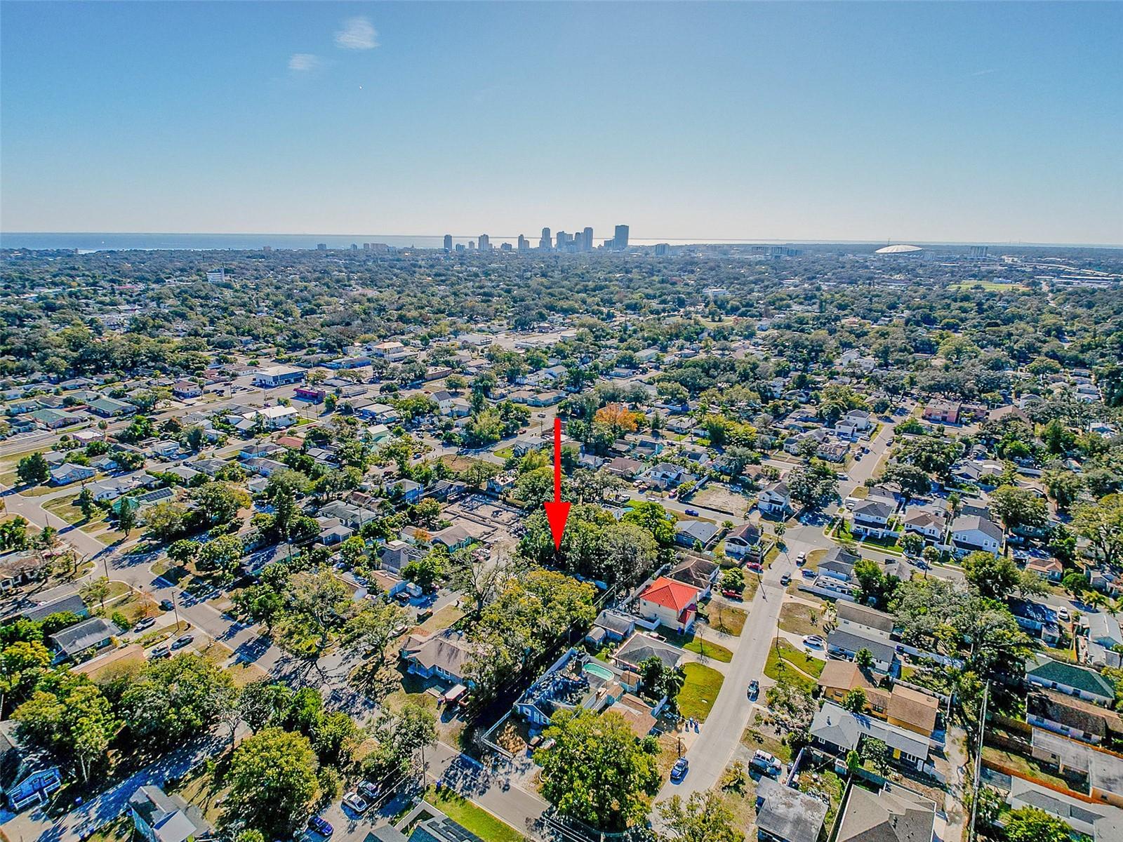 Listing photo id 3 for 3126 Queen Street N