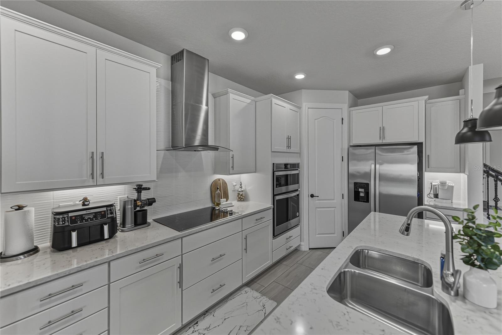 Image 19 of 88 For 7430 Pool Compass Loop