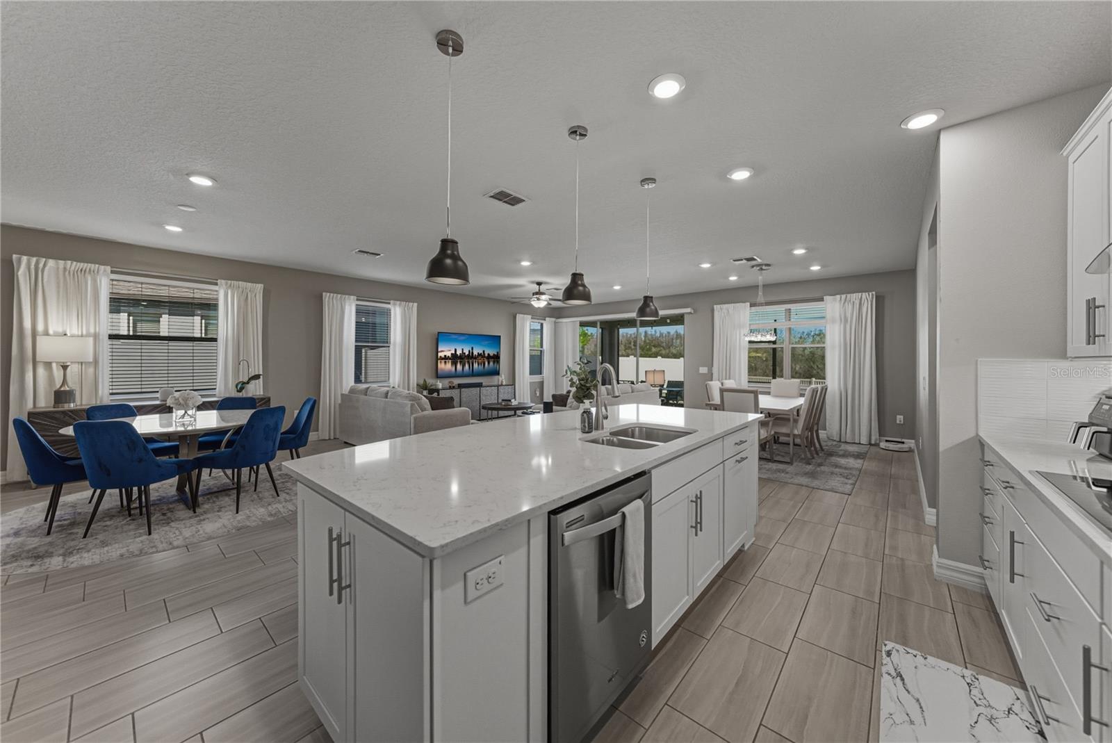 Image 23 of 88 For 7430 Pool Compass Loop