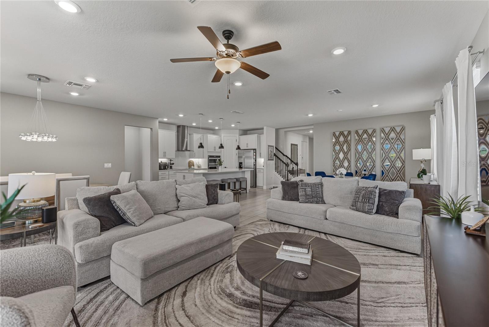 Image 25 of 88 For 7430 Pool Compass Loop