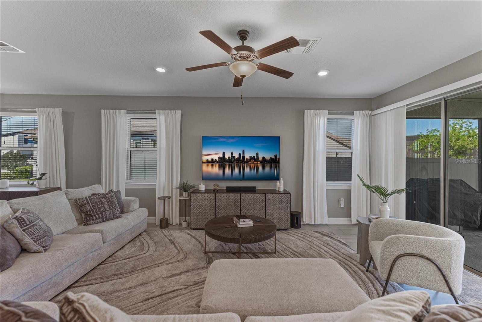 Image 28 of 88 For 7430 Pool Compass Loop