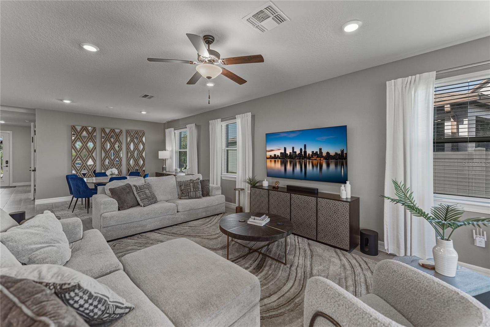 Image 29 of 88 For 7430 Pool Compass Loop