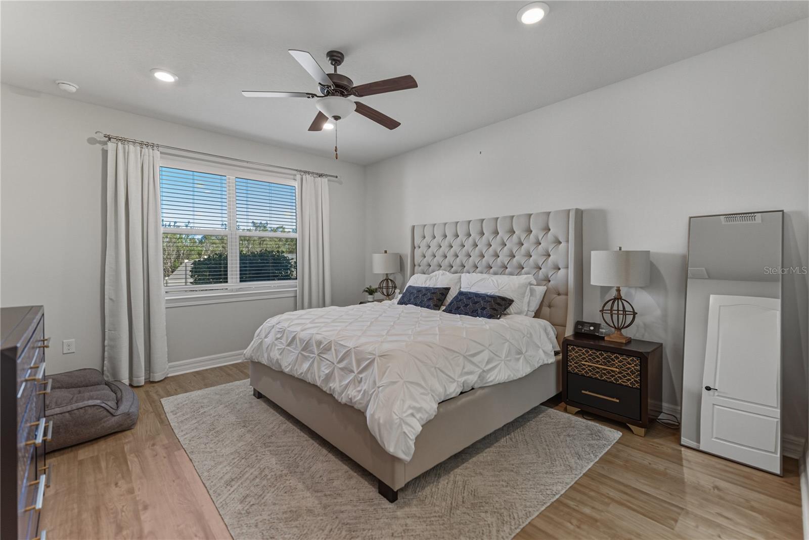 Image 36 of 88 For 7430 Pool Compass Loop