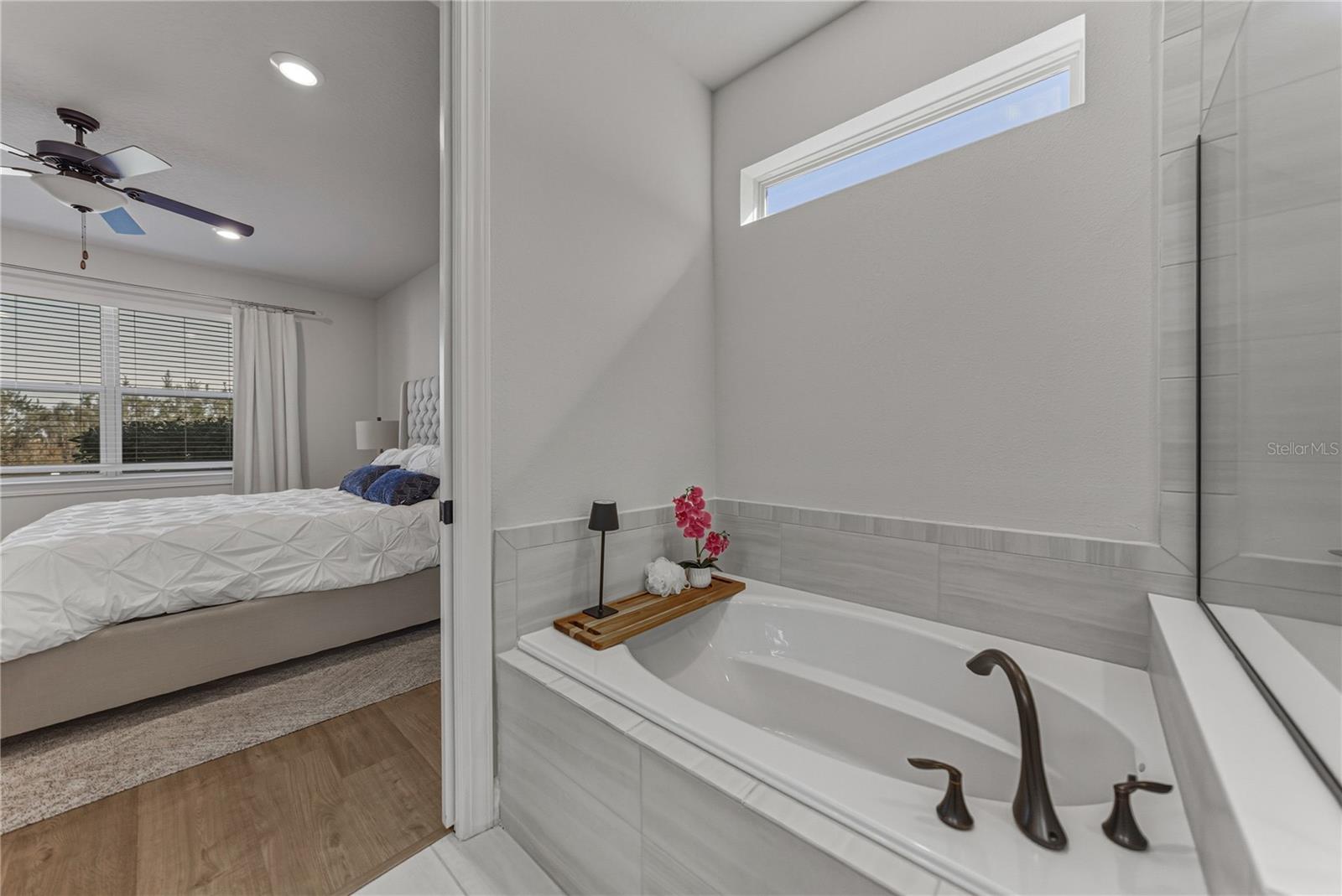 Image 43 of 88 For 7430 Pool Compass Loop