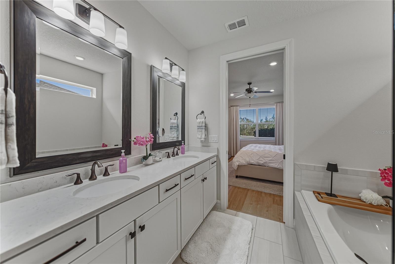 Image 44 of 88 For 7430 Pool Compass Loop