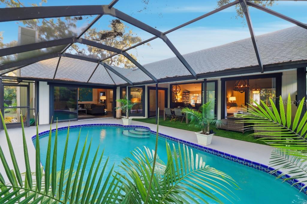 Image 20 of 29 For 721 Forestview Drive