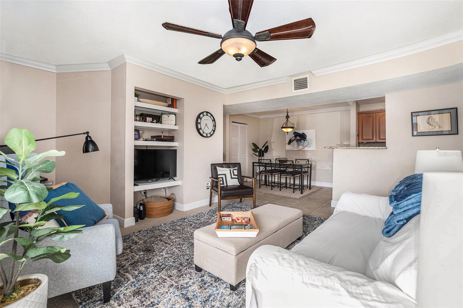 Image 3 of 16 For 455 Alt 19 S 65