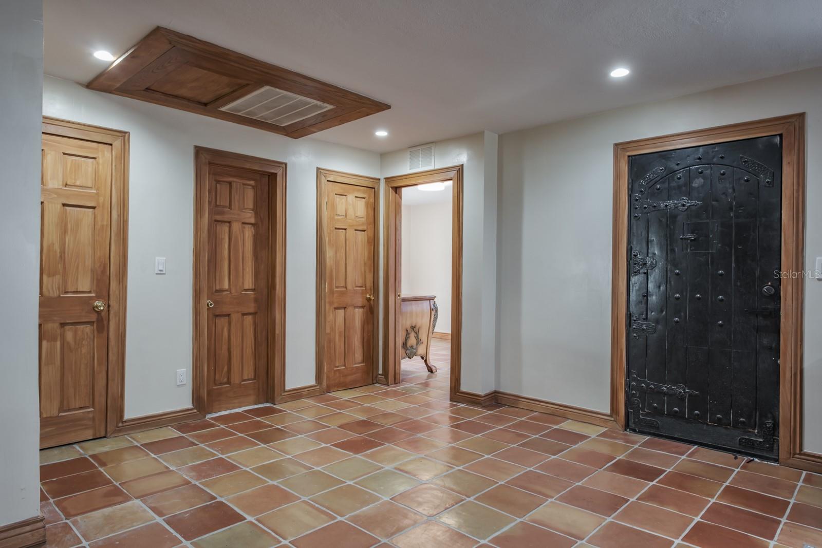 Image 7 of 45 For 100 Punta Vista Drive