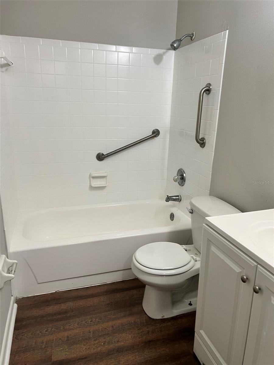 Image 11 of 11 For 2210 20th Avenue A