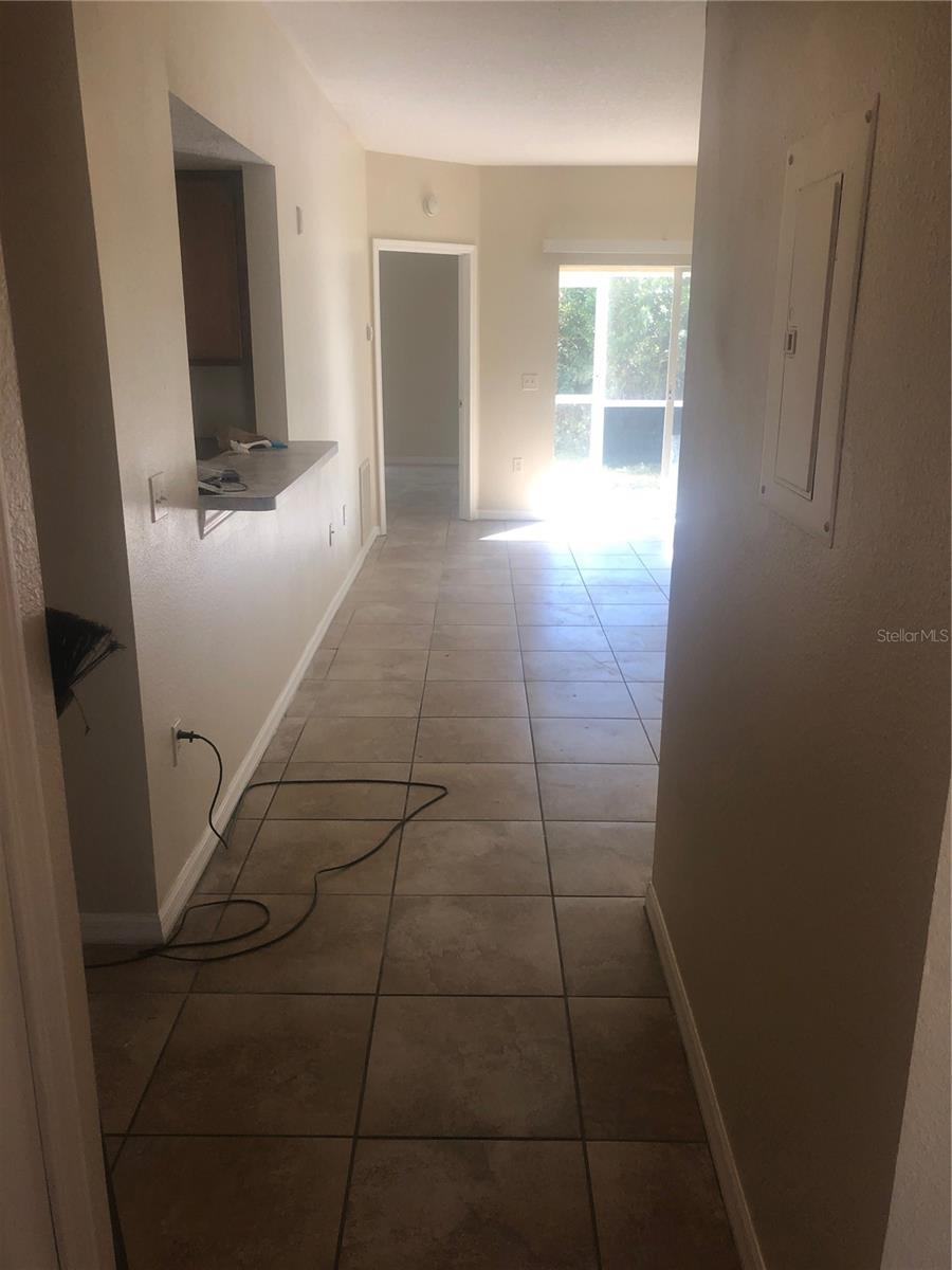 Image 8 of 14 For 9619 Lakedale Way 102