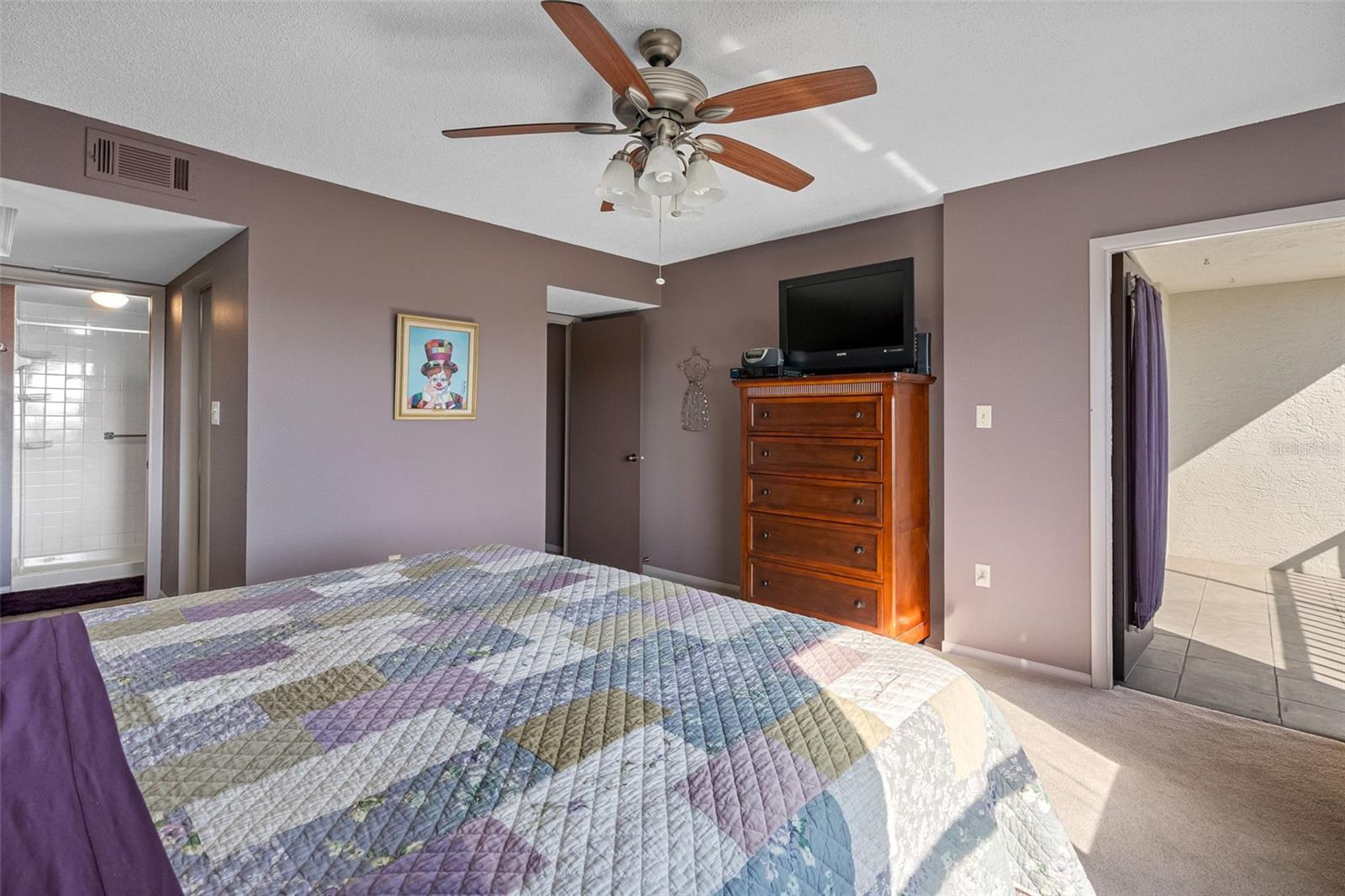 Image 22 of 56 For 1316 Pasadena Avenue S 303