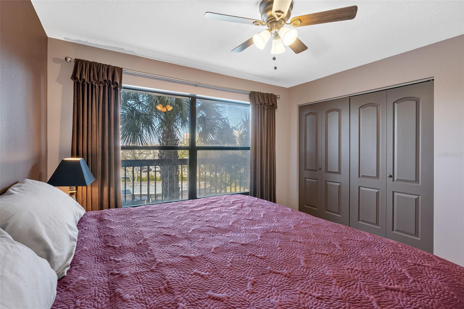 Image 29 of 56 For 1316 Pasadena Avenue S 303