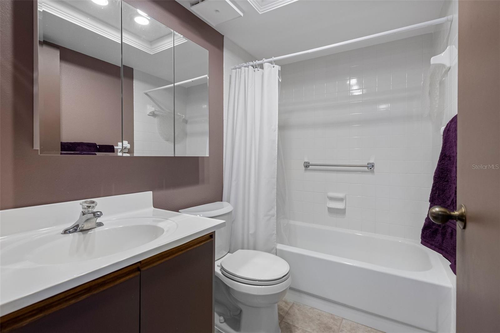 Image 30 of 56 For 1316 Pasadena Avenue S 303