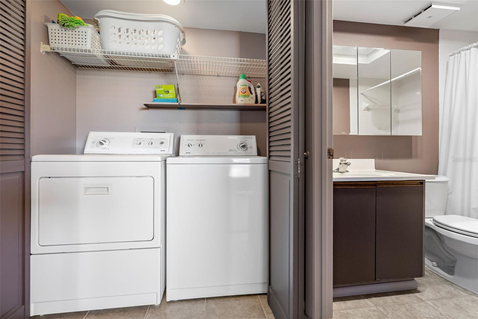 Image 31 of 56 For 1316 Pasadena Avenue S 303