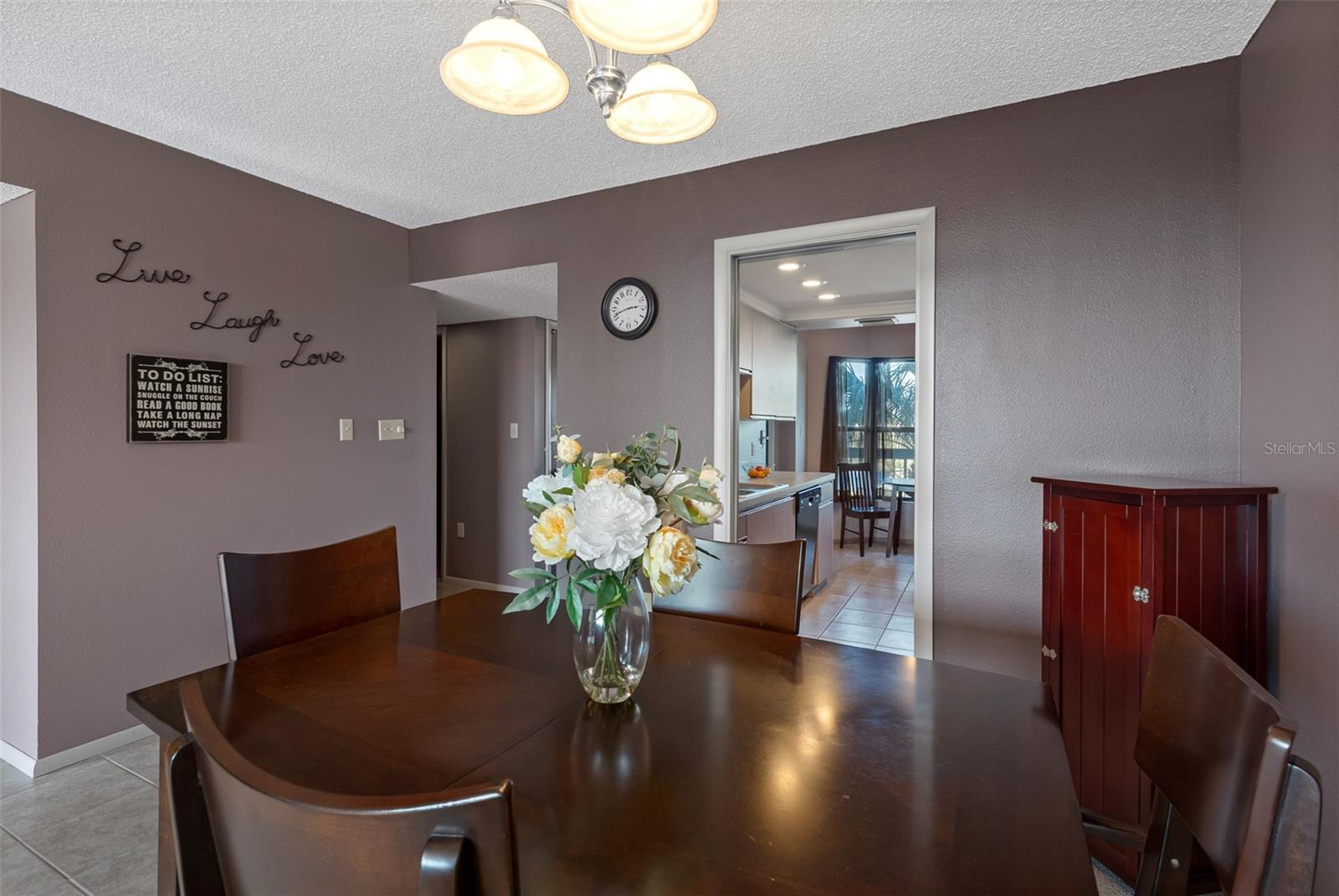 Image 9 of 56 For 1316 Pasadena Avenue S 303