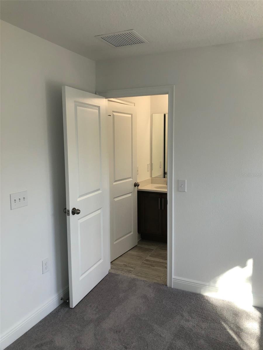 Image 17 of 21 For 310 Ford Street