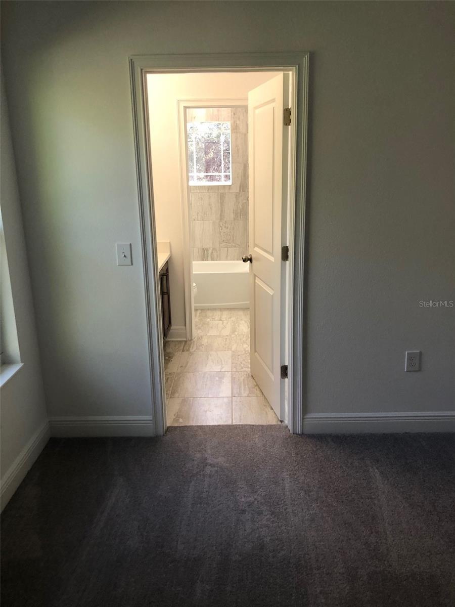 Image 18 of 21 For 310 Ford Street