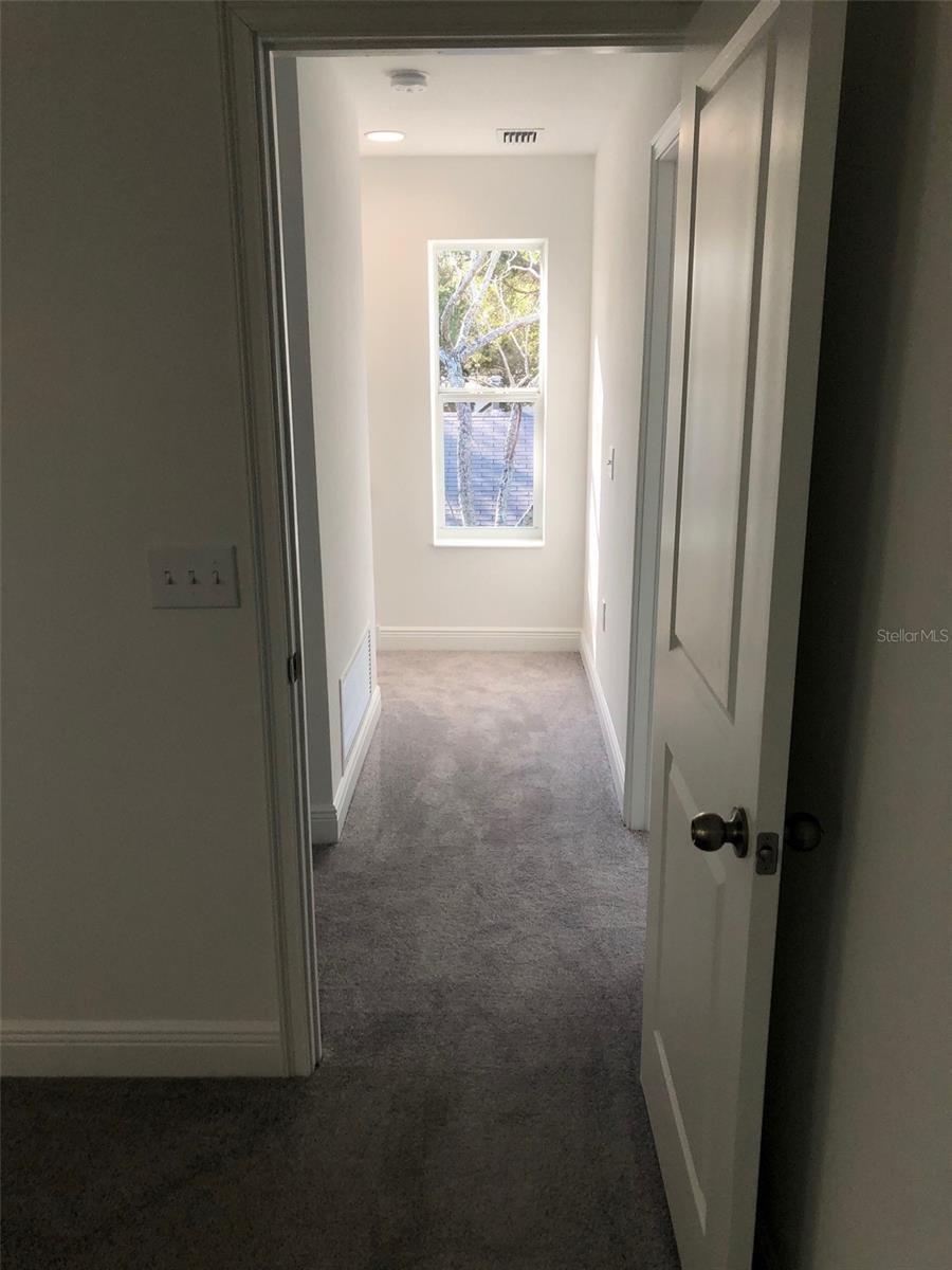 Image 19 of 21 For 310 Ford Street