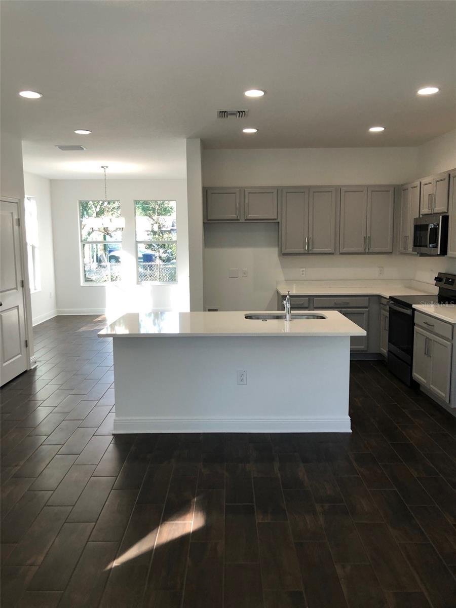 Image 6 of 21 For 310 Ford Street