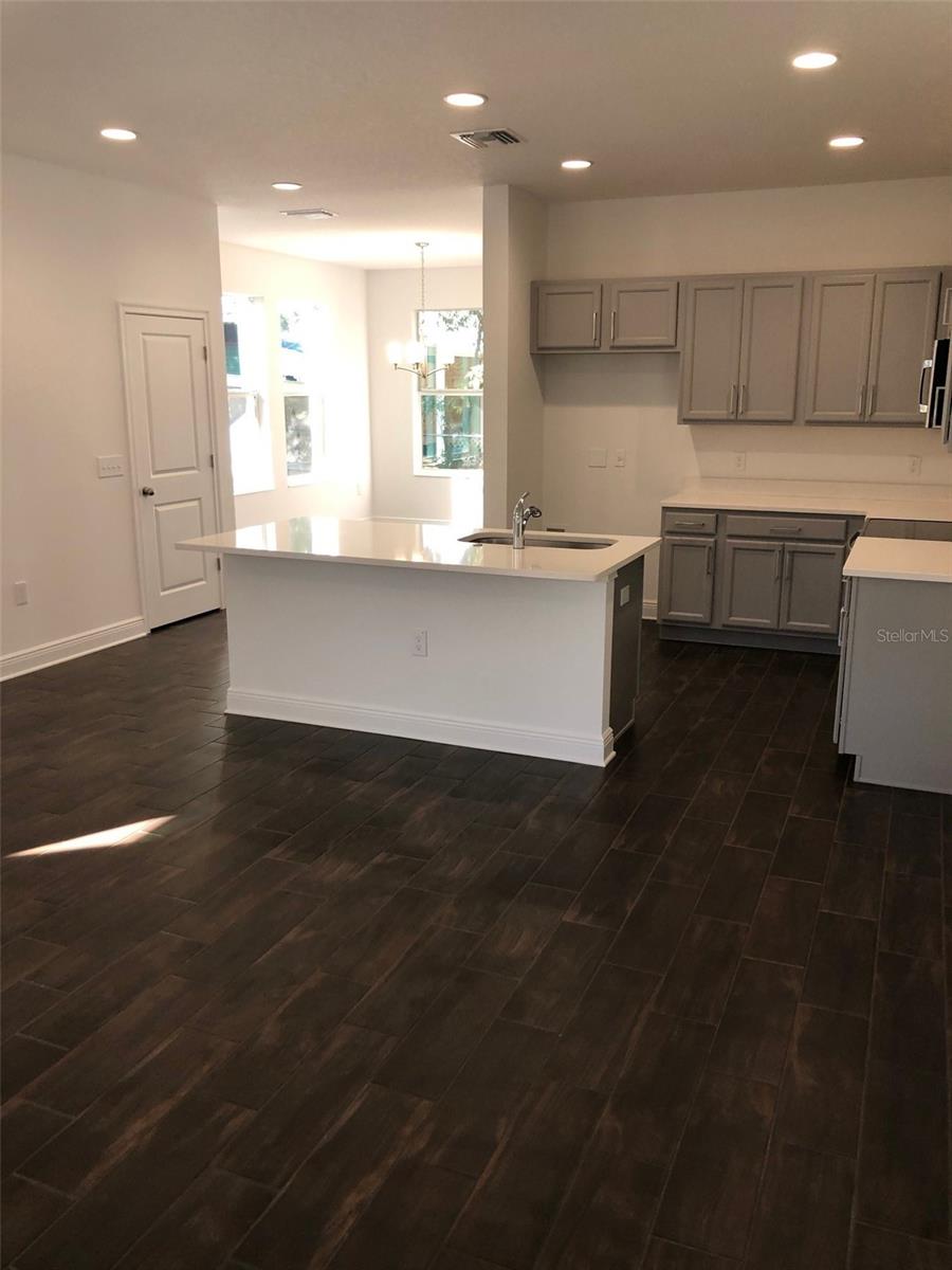 Image 7 of 21 For 310 Ford Street