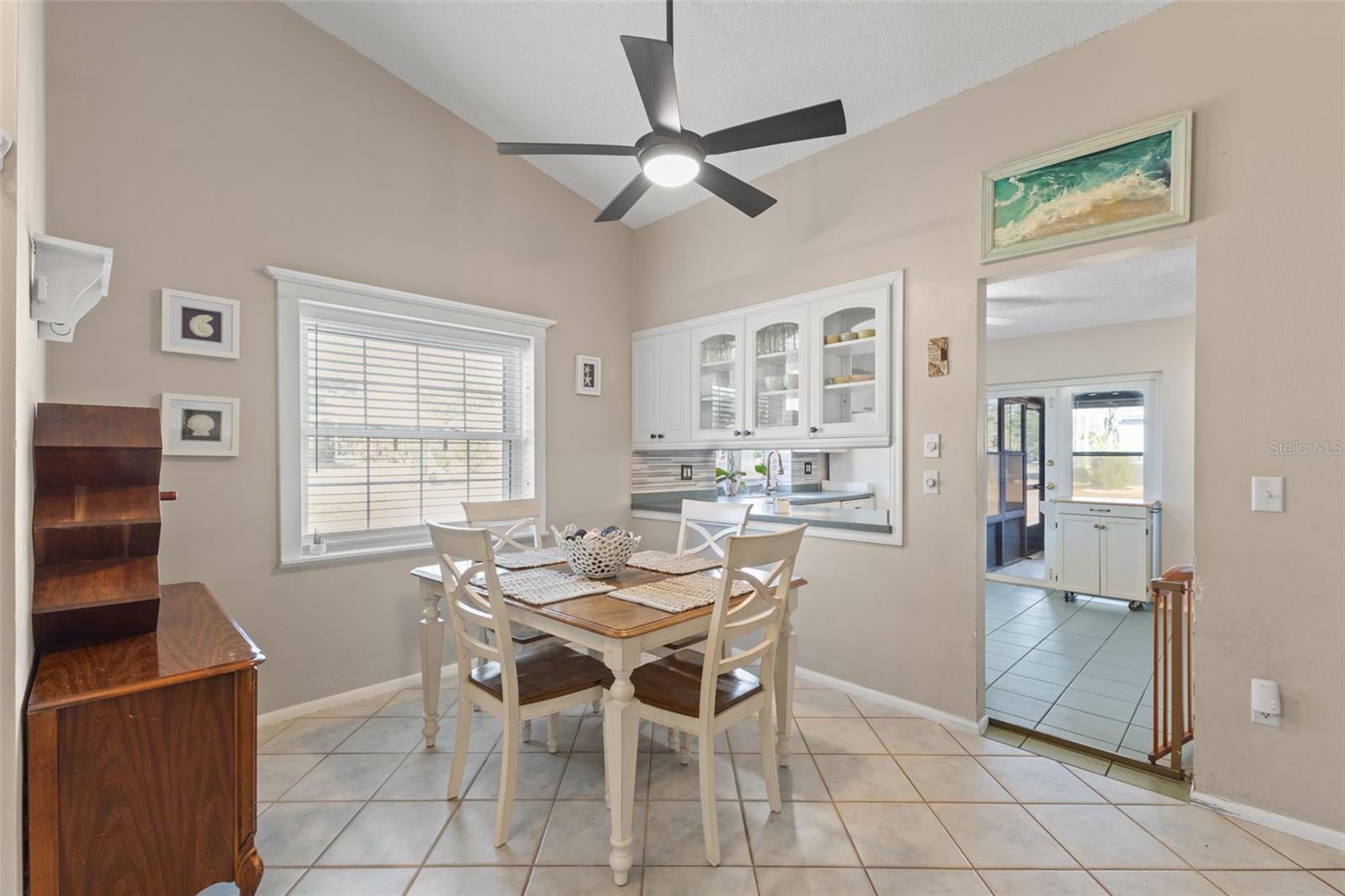 Image 13 of 26 For 1414 Cadhay Court