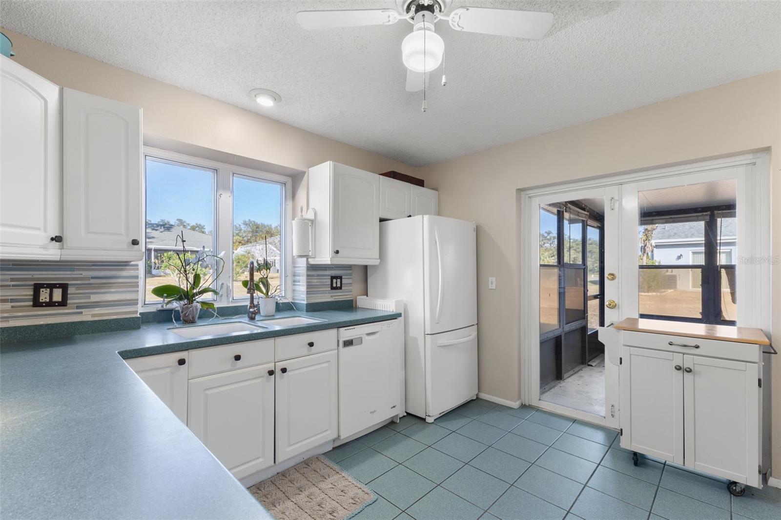 Image 8 of 26 For 1414 Cadhay Court