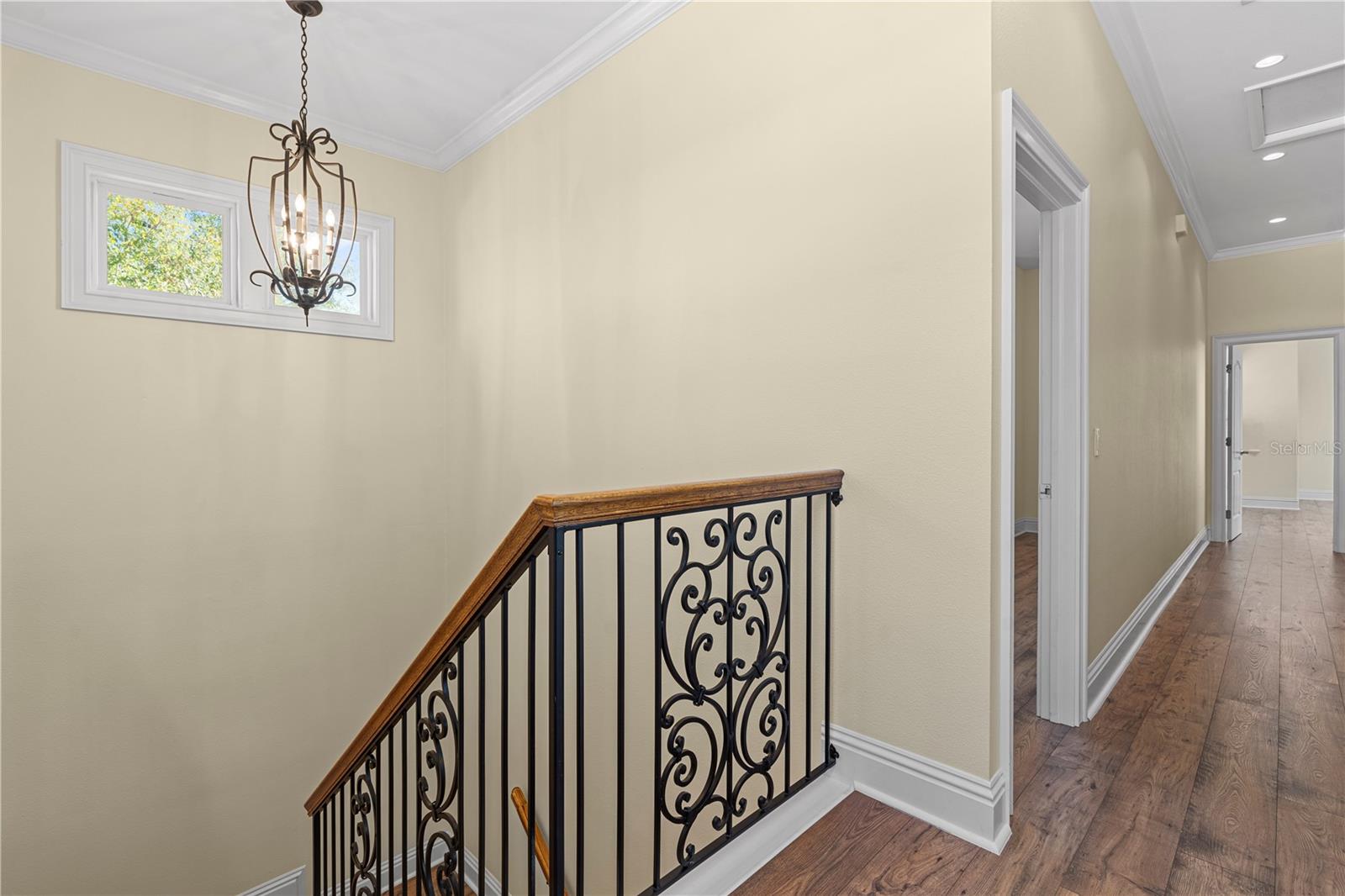 Image 36 of 80 For 3952 Versailles Drive