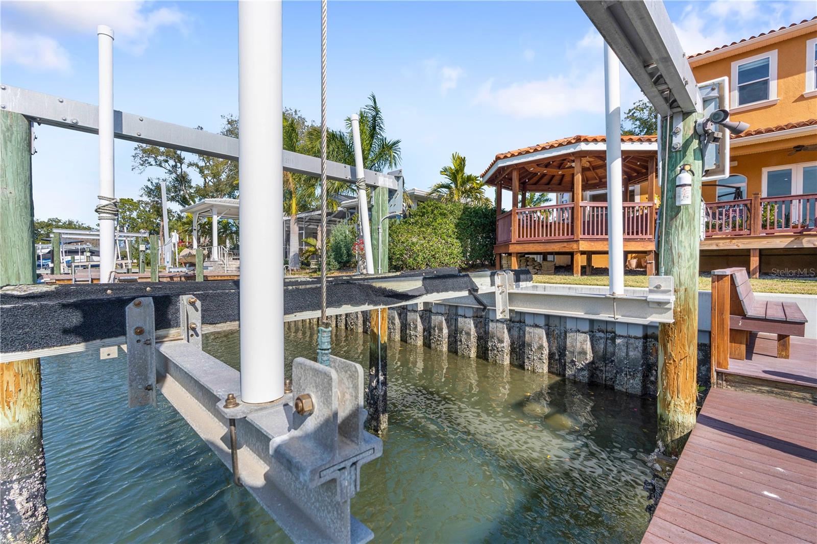 Image 59 of 80 For 3952 Versailles Drive