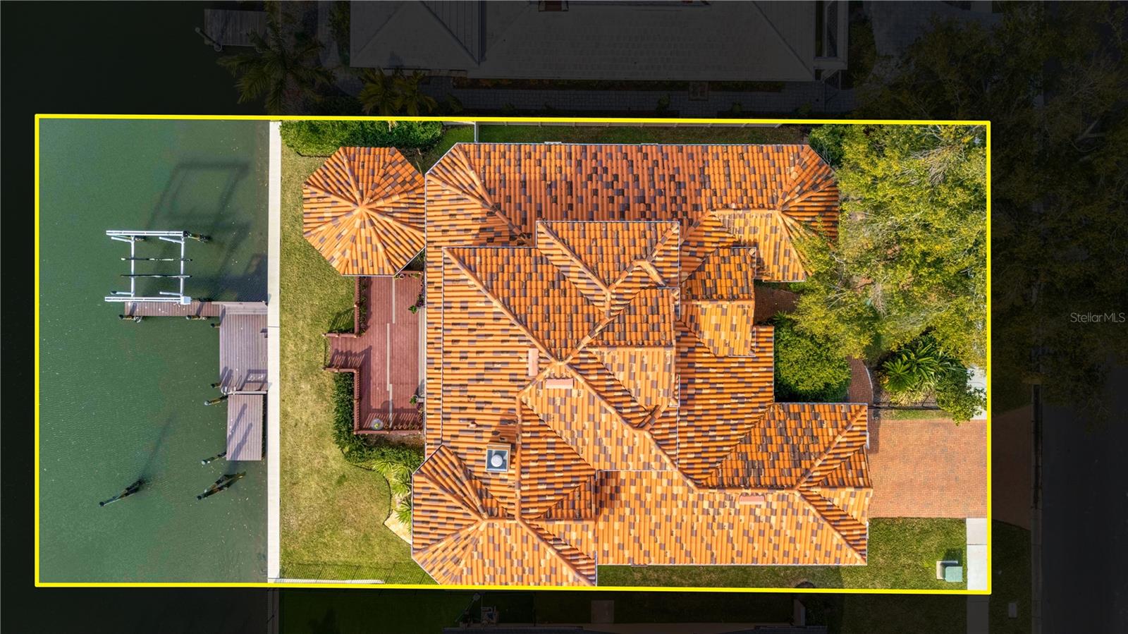 Image 64 of 80 For 3952 Versailles Drive